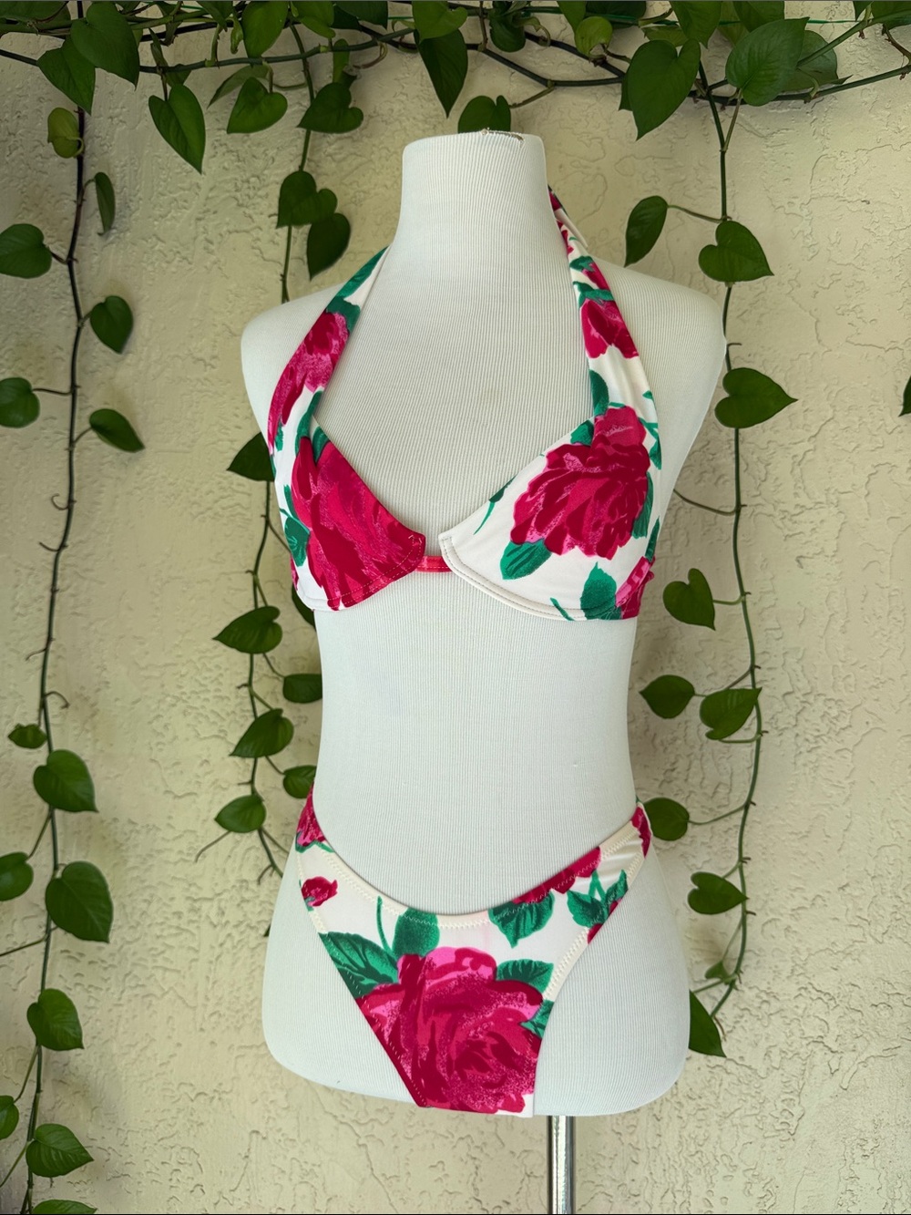 Women Floral Halter Bikini in White and Pink